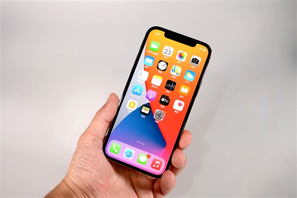 鞍山苹果手机维修分享iOS 14.2修订版已到，专属iPhone 12系列 